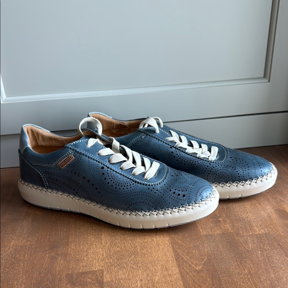 PIKOLINOS Blue Perforated Leather Sneakers
